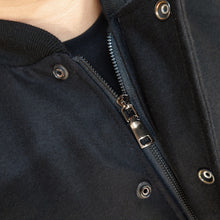 Cargar imagen en el visor de la galería, VARSITY BOMBER JACKET LEATHER DETAILS
