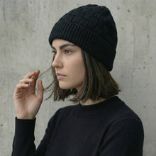 Cargar imagen en el visor de la galería, Gorro Daily Ribbed Essential