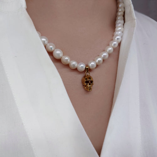 Collar Perlas Metallic Skull