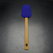 Cargar imagen en el visor de la galería, SKULL SILICONE SPATULA