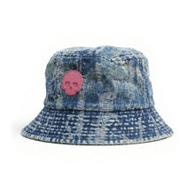 Cargar imagen en el visor de la galería, GORRO Bucket Denim Ripped Skull
