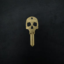 Cargar imagen en el visor de la galería, LLAVE UNIVERSAL SKULL KEY SILHOUETTE