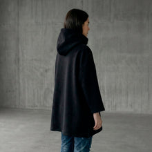 Cargar imagen en el visor de la galería, Poncho Black Black