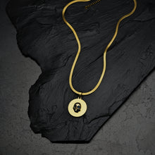Cargar imagen en el visor de la galería, COLLAR SKULL GOLD SWAROVSKI EYES