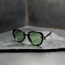 Cargar imagen en el visor de la galería, LENTES OVAL RETRO COLOR