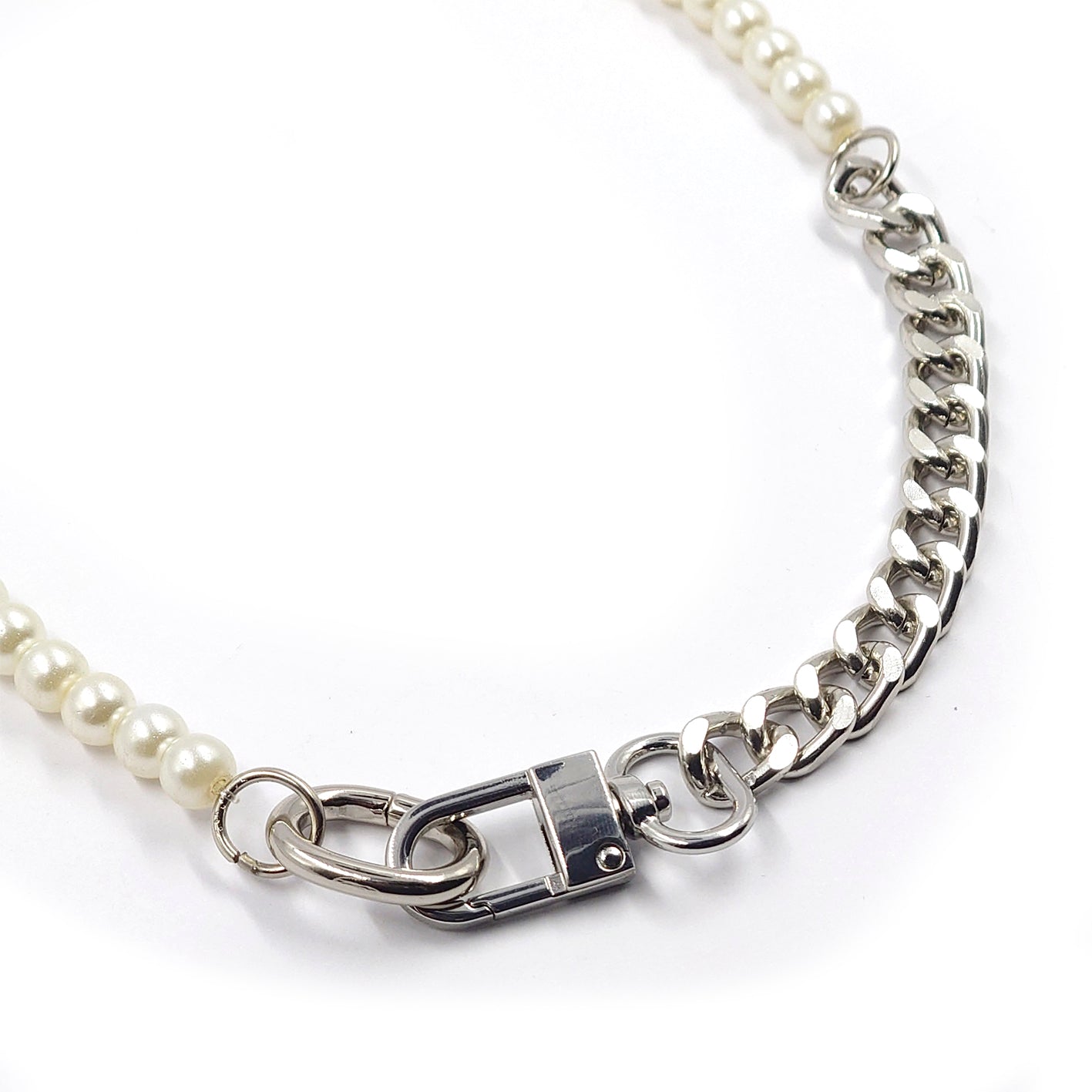 COLLAR CADENA SILVER PEARLS
