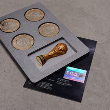 Cargar imagen en el visor de la galería, Monedas oficiales conmemorativas FIFA World Cup 2026™