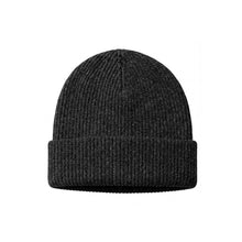 Cargar imagen en el visor de la galería, Classic Beanie