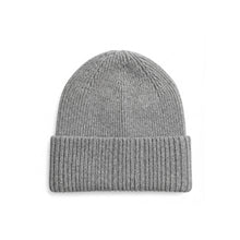 Cargar imagen en el visor de la galería, Classic Beanie