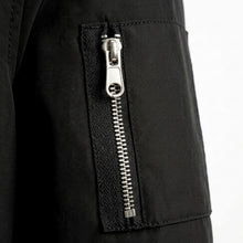 Cargar imagen en el visor de la galería, Bomber Jacket White Leather Skull