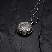 Cargar imagen en el visor de la galería, Collar Silver Crown