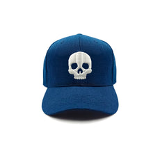 Cargar imagen en el visor de la galería, GORRA CURVA SKULL EMBROIDERY