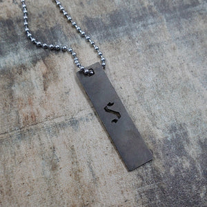 COLLAR LETRAS METAL