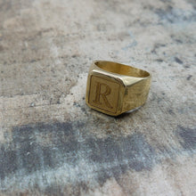 Cargar imagen en el visor de la galería, ANILLO LETRA I