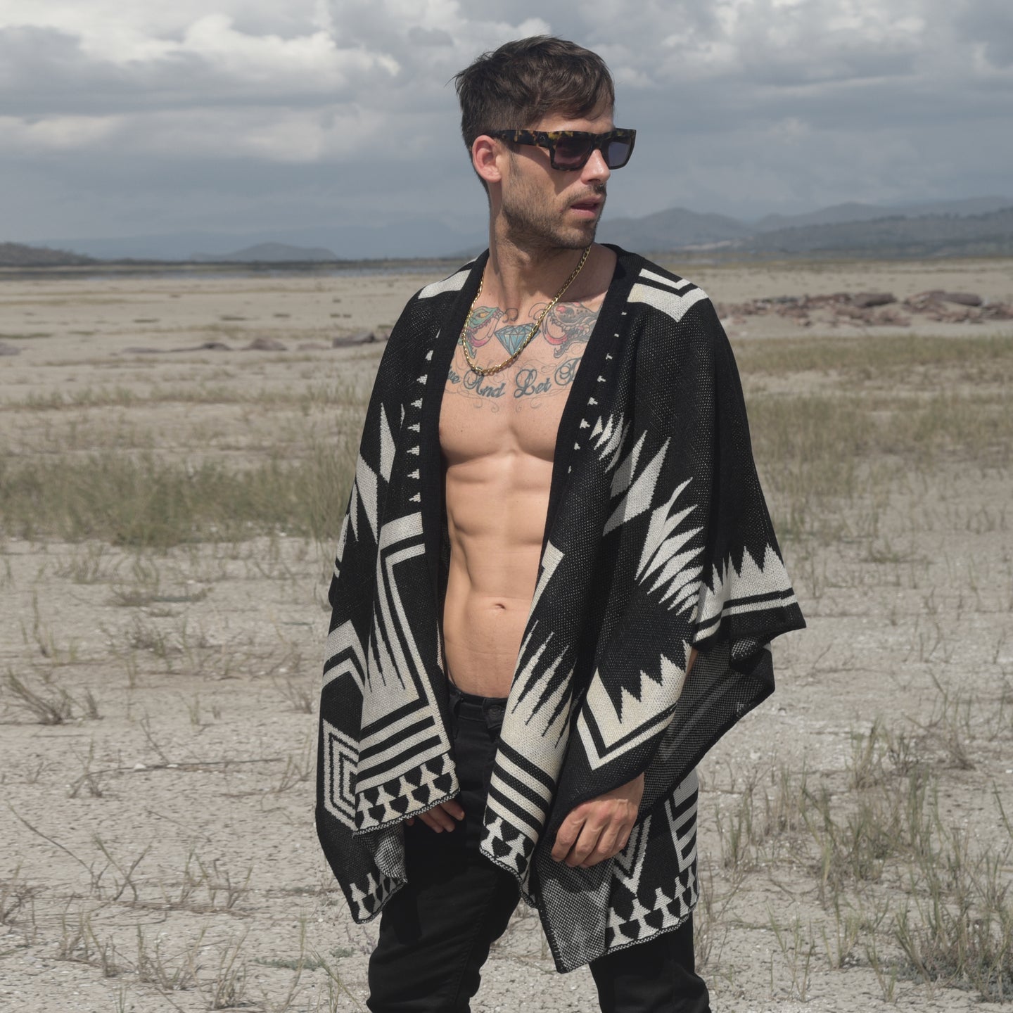 PONCHO BN