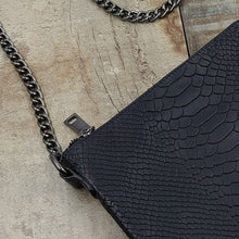 Cargar imagen en el visor de la galería, BOLSA CUERO EFECTO LAGARTO